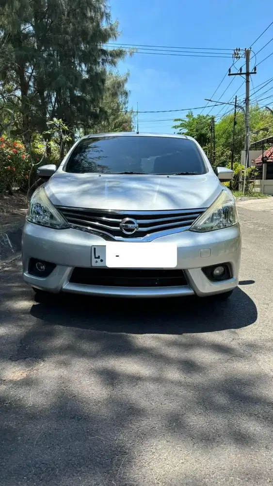 Dijual nissan livina XV matic