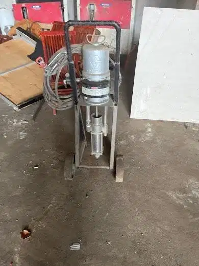 Mesin Cat Airless Graco Pneumatic Bekas (Kondisi Apa Adanya)