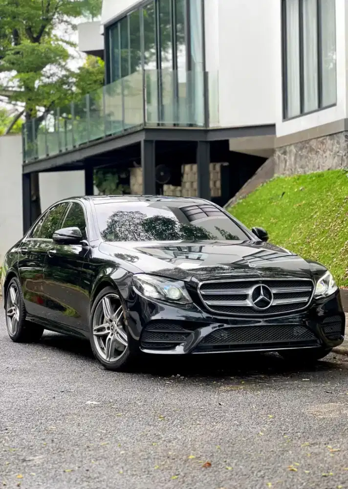 Mercedes Benz E300 AMG 2018