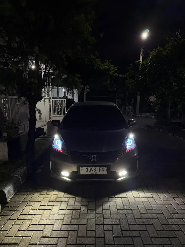 Headlamp biled dan stoplamp jazz ge8