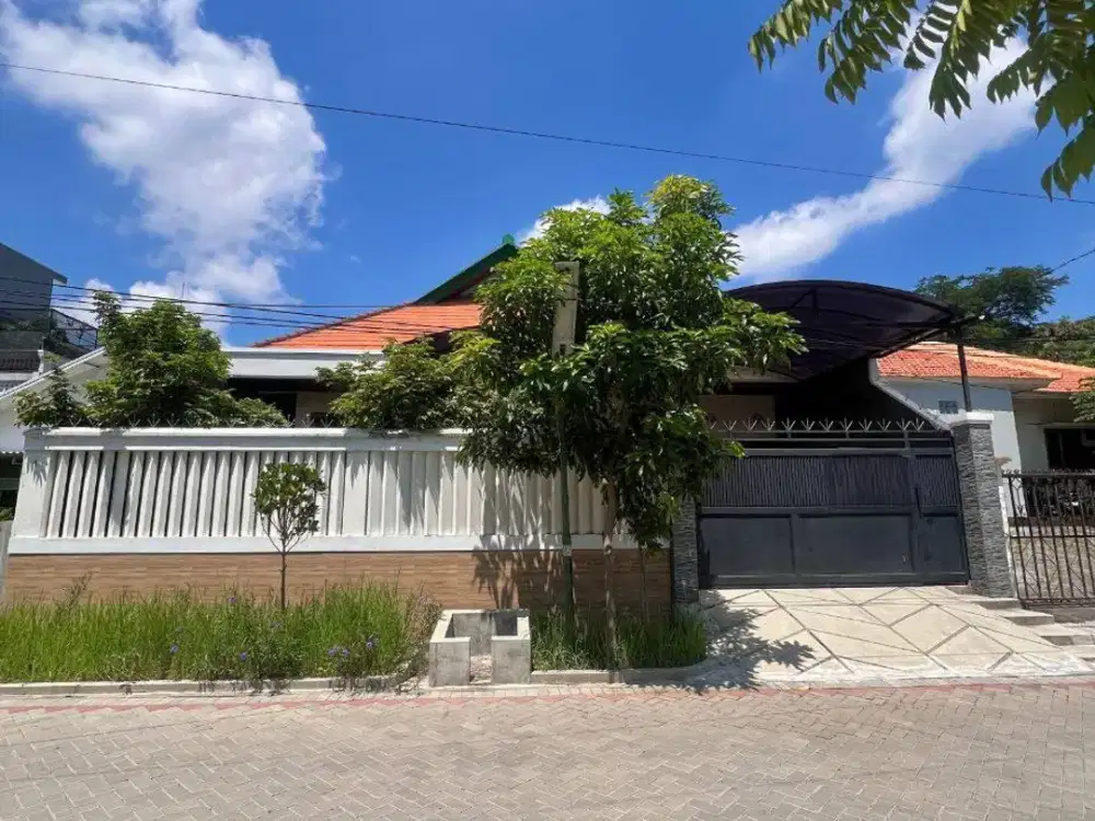 Jual cepat - Rumah tinggal di Perumahan Kupang Baru
