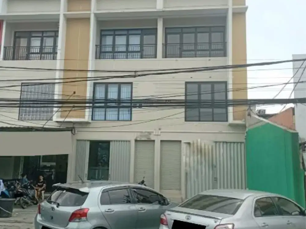 Disewakan Ruko Tebet Lokasi Strategis Cocok untuk Kantor Akses Jalan Raya