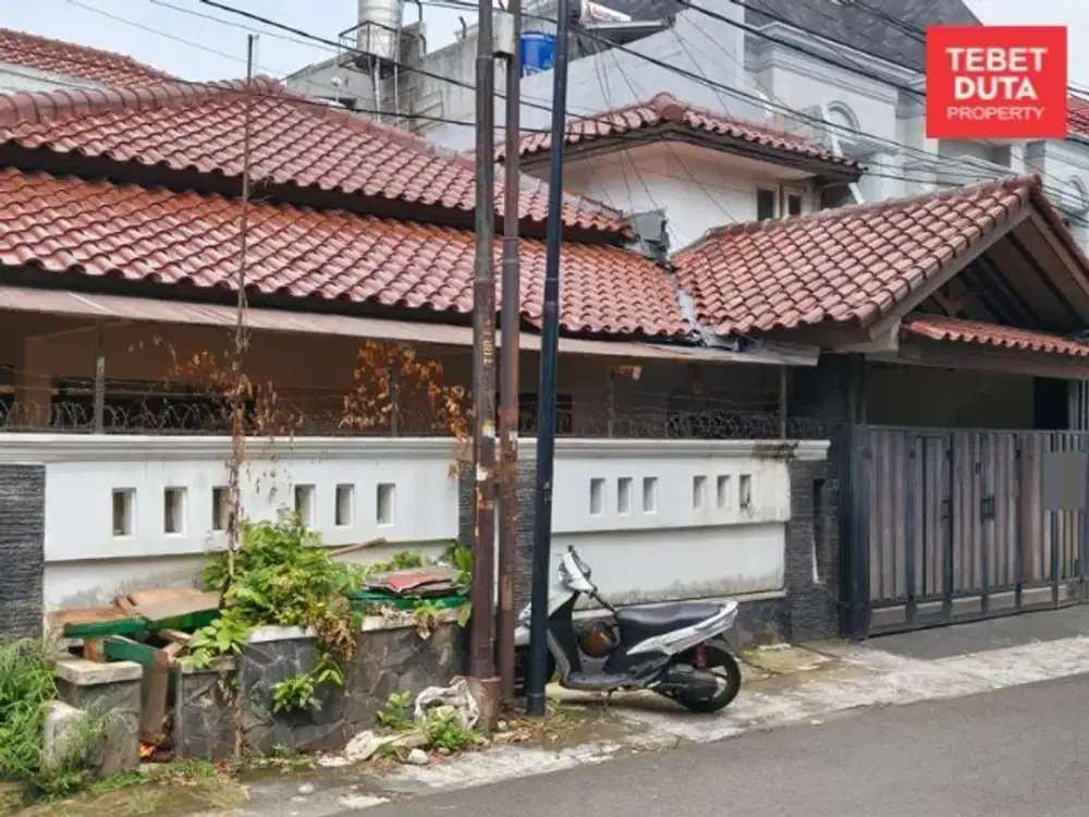 Dijual Rumah Tebet Barat Lokasi Sangat Strategis Nyaman Jalan 2 Mobil Lebar