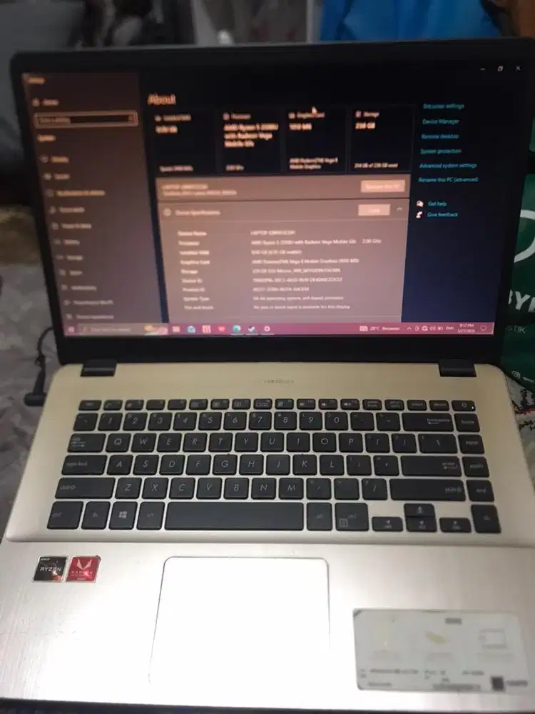 Asus Vivobook X505ZA masih OK lancar maaf hrg nett