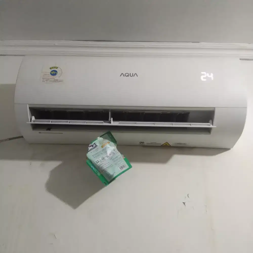 AC merk AQUA kondisi msh bagus