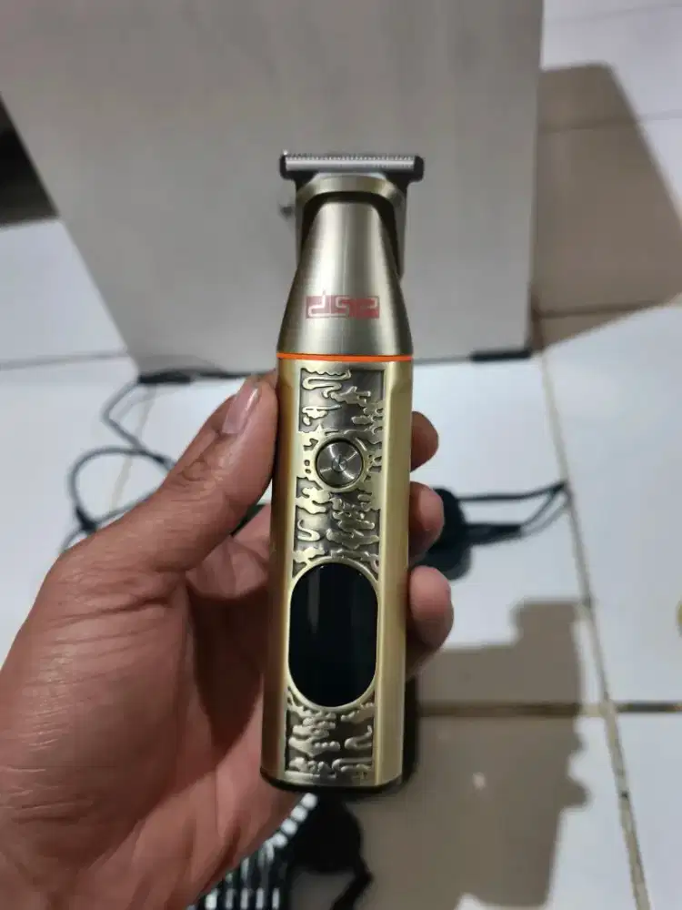 Alat potong rambut jenggot kumis