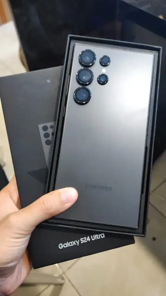SAMSUNG S24 ULTRA 12/256 SECOND SEIN FULLSET