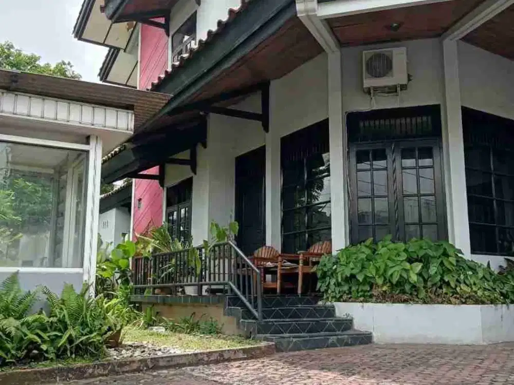 Dekat Binus, Dijual Rumah Siap Huni di Kemanggisan Jakarta Barat