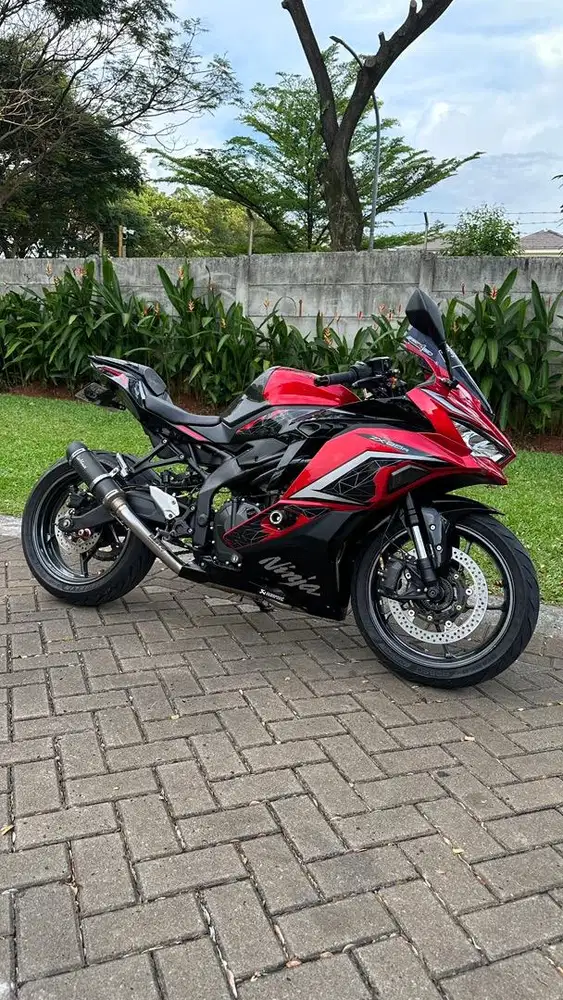 ZX25R ABS QS SPEEDO TFT 2023 PERSIMMON RED ( warna langka ) ZX Ninja