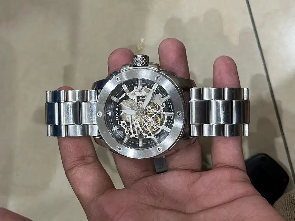 Jam tangan mewah skeleton fossil