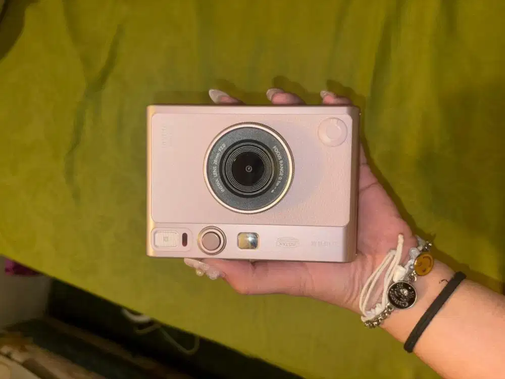 Instax Mini Evo Gentle Rose