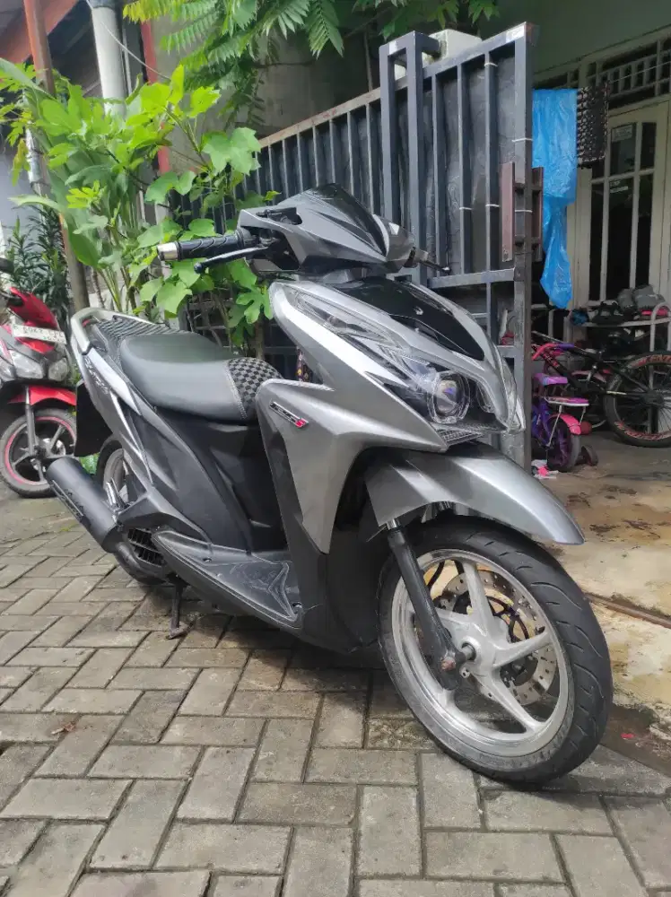 Vario 125 old KZR