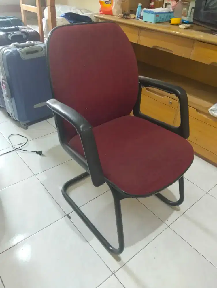 Bangku kursi kantor santai full besi berat nyaman kondisi bekas