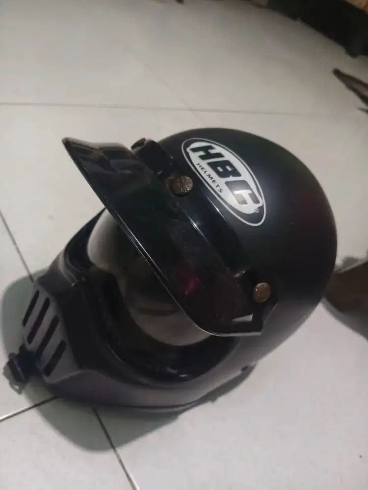 HELM CAKIL merk HBC