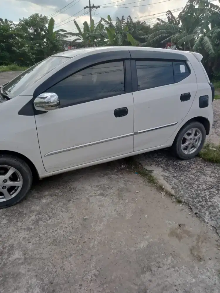 Agya G 1.0 Matic 2015