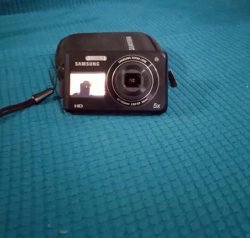 Kamera digital Samsung DV100 NO MINUS BOLEH NEGO