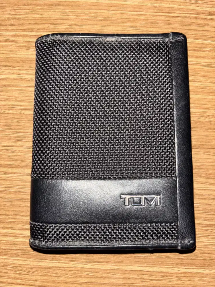 TUMI ALPHA Gusseted Card Case