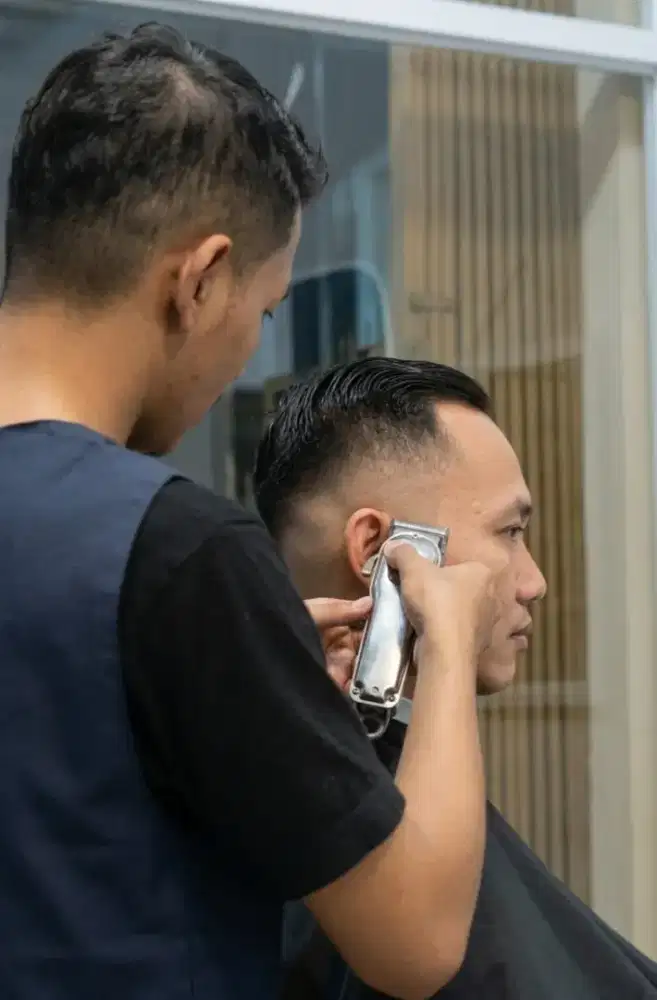 Cari kerja nyukur barberman capster tukang cukur barbershop