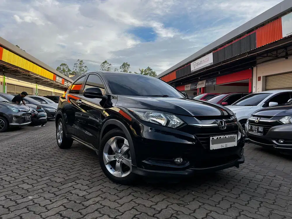 DP5JUTA HRV E 2015 CVT BLACK EDITION !!