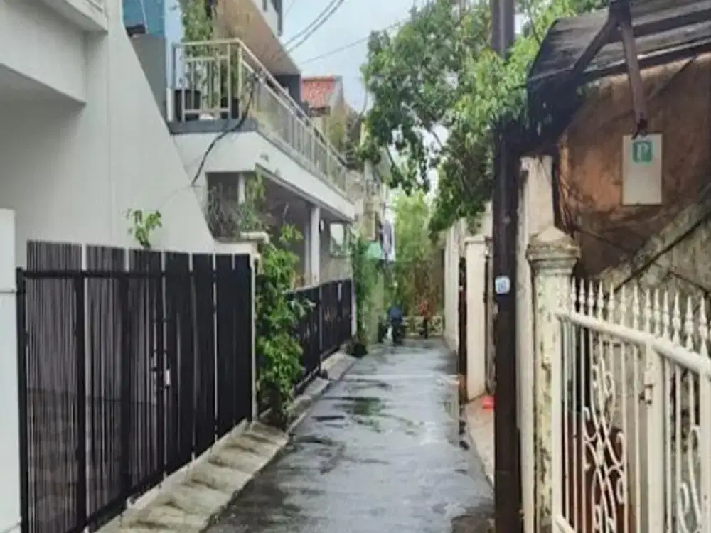 Dijual Rumah Tebet Timur Hitung Tanah Lokasi Strategis Jalan 1 Mobil