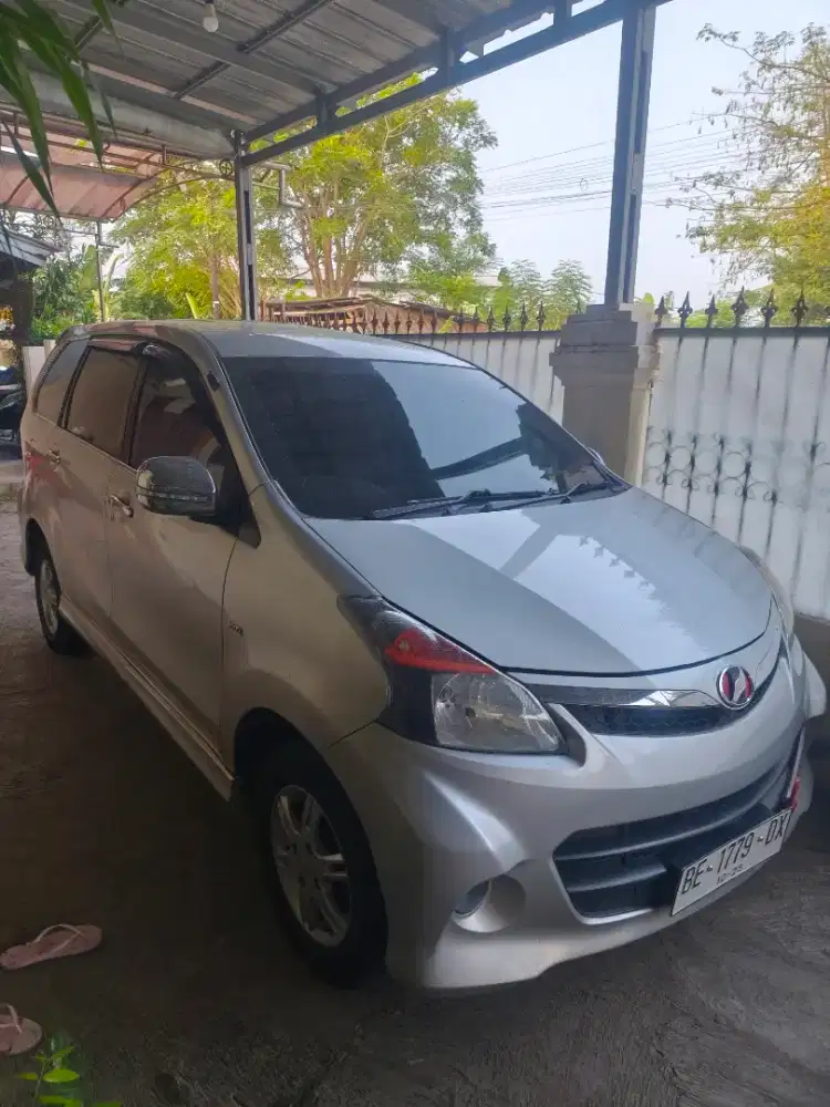 All new Xenia R sporty 2014 manual