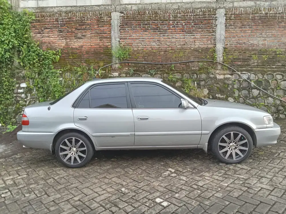 Toyota all new Corolla 2000 ISTIMEWA