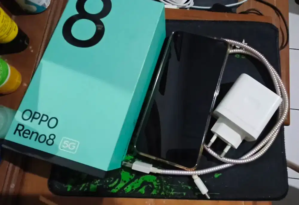 Oppo Reno 8 5G minus LCD