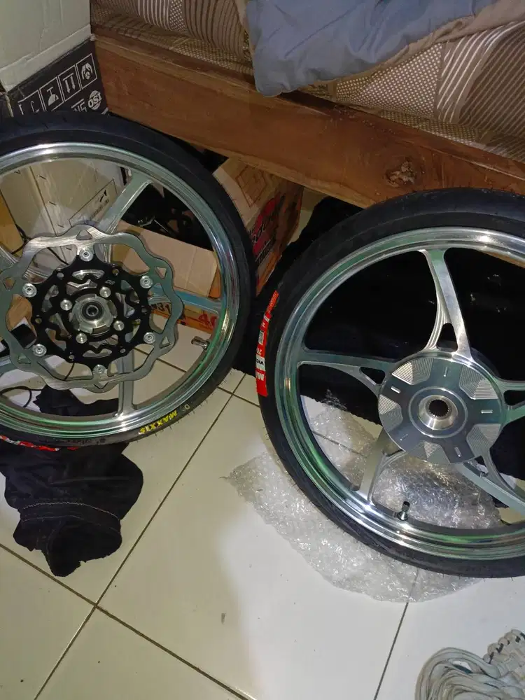 Velg vrosi samurai r17 vario 125/150