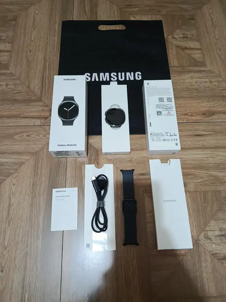 Samsung Galaxy Watch 8 44mm SEIN Resmi on Maret 2027 Fullset original