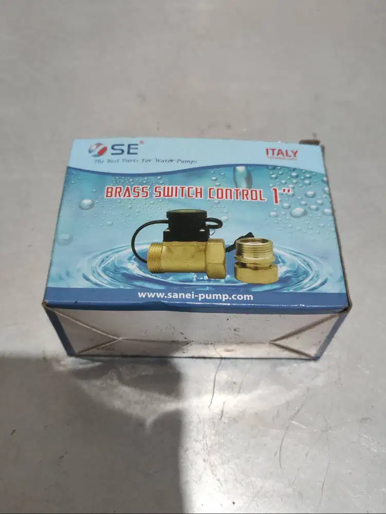 Otomatis Pompa Pendorong SANEI 1x1 Flow Switch Sanei