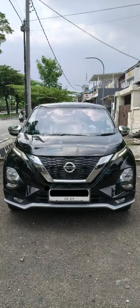 Nissan Livina VL AT 2019