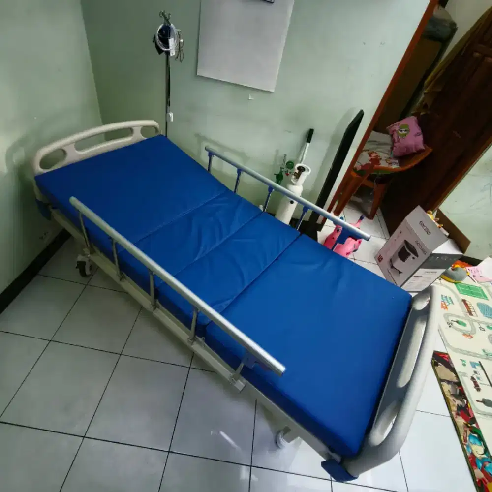Bed pasien rumah sakit