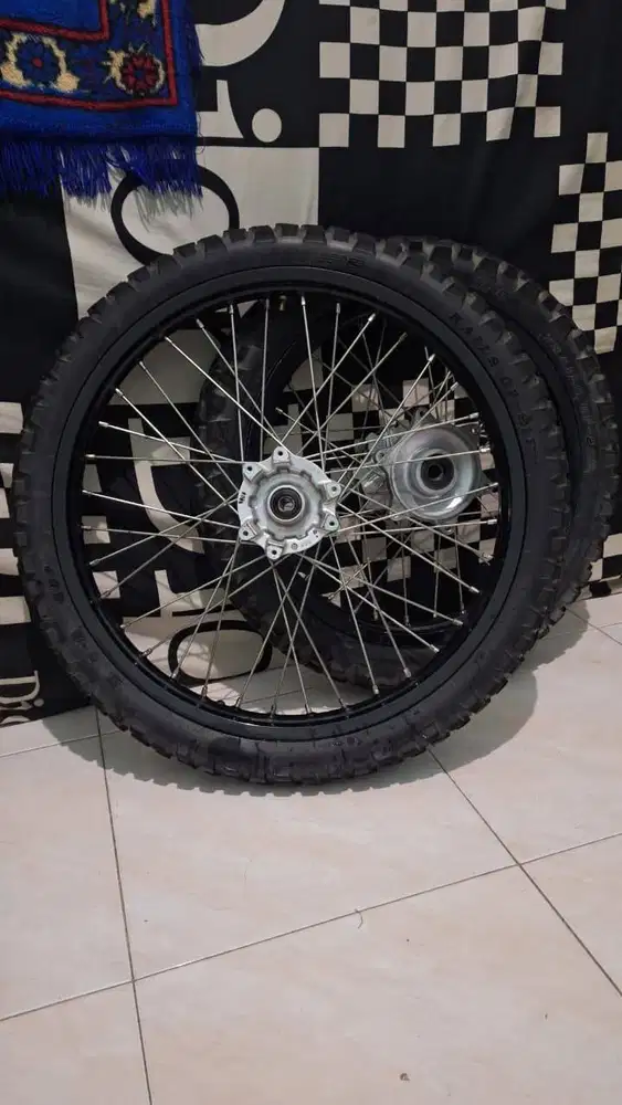 Jual velg crf lokasi Batam tawar aja masih oke