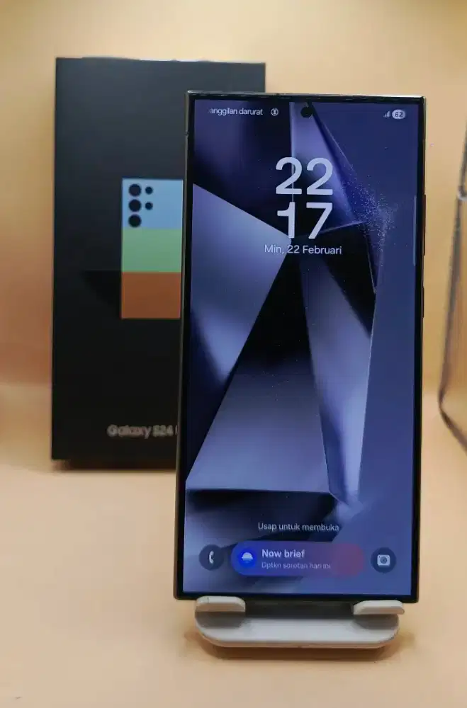 SAMSUNG S24 ULTRA 5G RAM 12/512GB ORIGINAL SEIN MULUS FULLSHET

TAMPIL