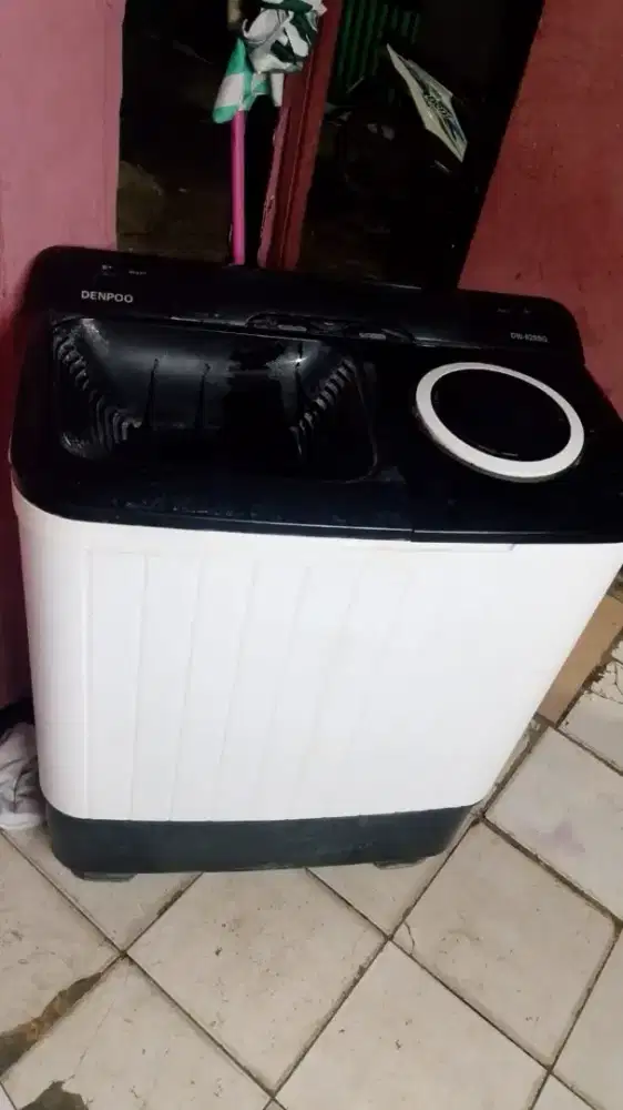 Mesin cuci bekas