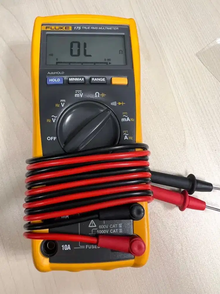 Fluke 175 True RMS digital multimeter second original