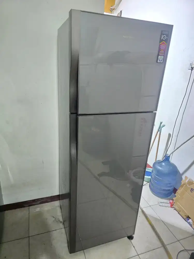 kulkas 2 pintu polytron belleza 3