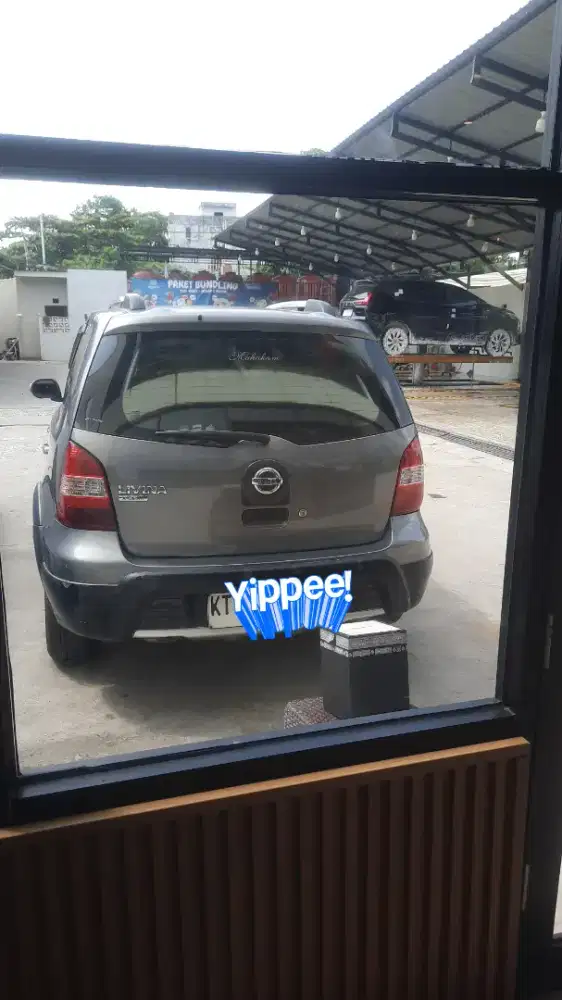Mobil Nissan Livina X Gear 2009
