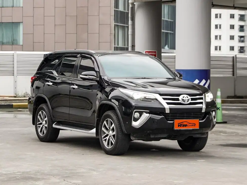 Toyota Fortuner 2.4 VRZ AT Tahun 2017