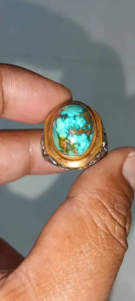Cincin batu pirus