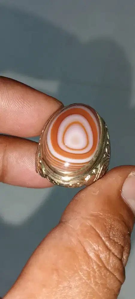 Cincin motif puser