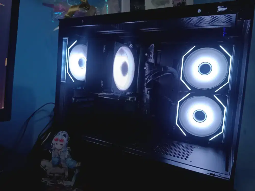 PC GAMING LIVESTREAMING