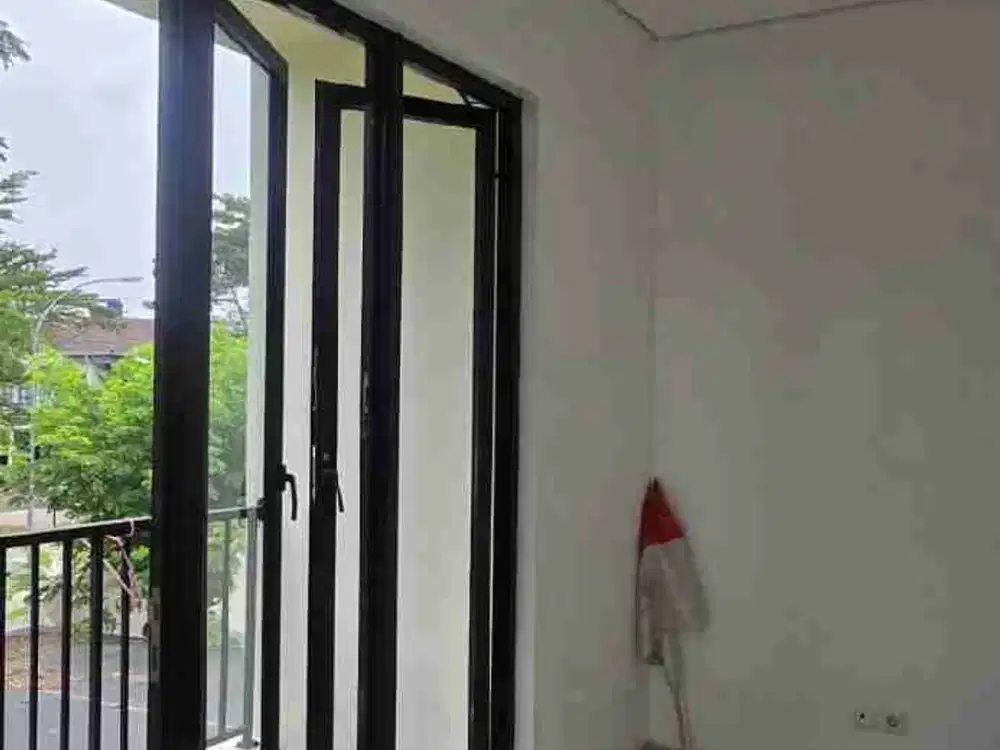rumah 2 lantai di harapan indah 2 bekasi