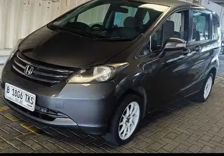 Honda Freed 2010 Bensin