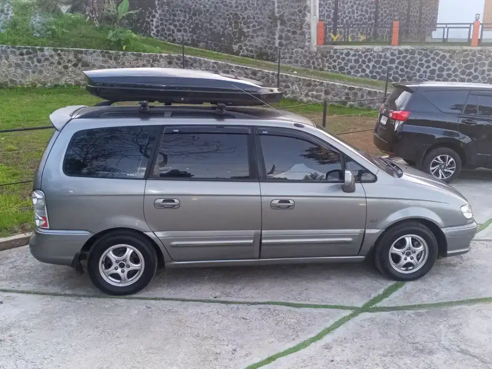 Hyundai Trajet XG AT 2009 (139rb km)
