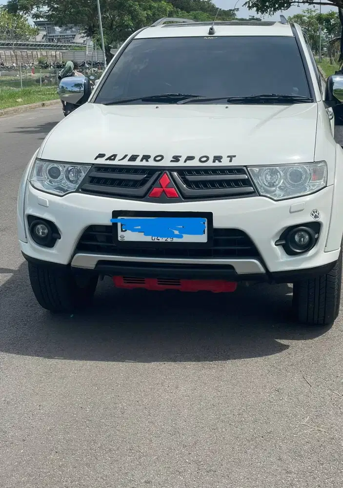 JUAL PUTUS PAJERO SPORT DAKAR 2013 ISTIMEWA