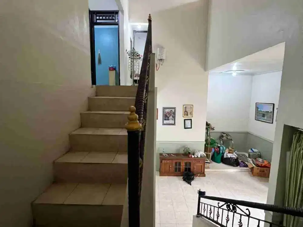 BUC Dijual Rumah Kondisi Terawat Dekat Jalan Raya Manukan Surabaya Barat