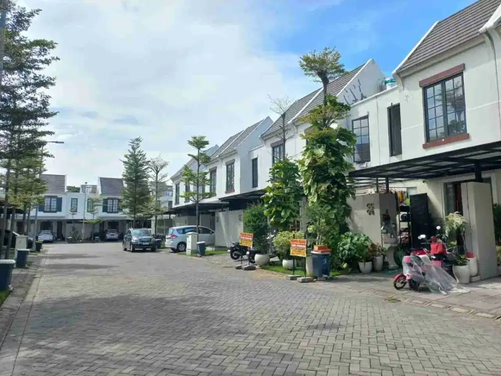 Dijual Rumah Perum Grand Harvest Surabaya Baru Renovasi