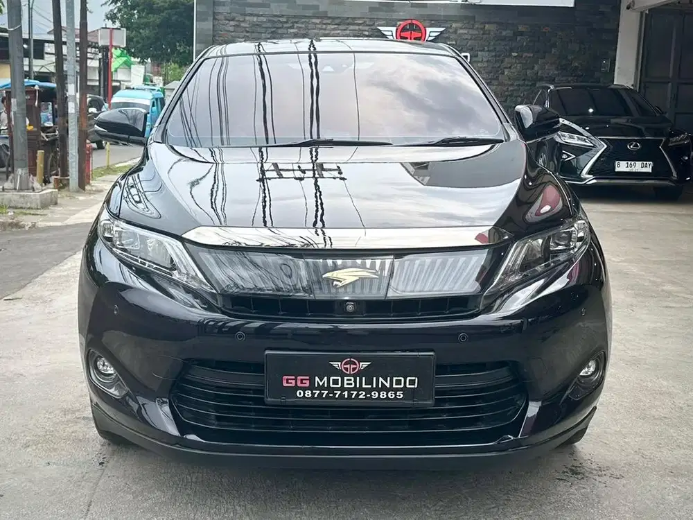 Toyota Harrier 2.0 Automatic Th 2014