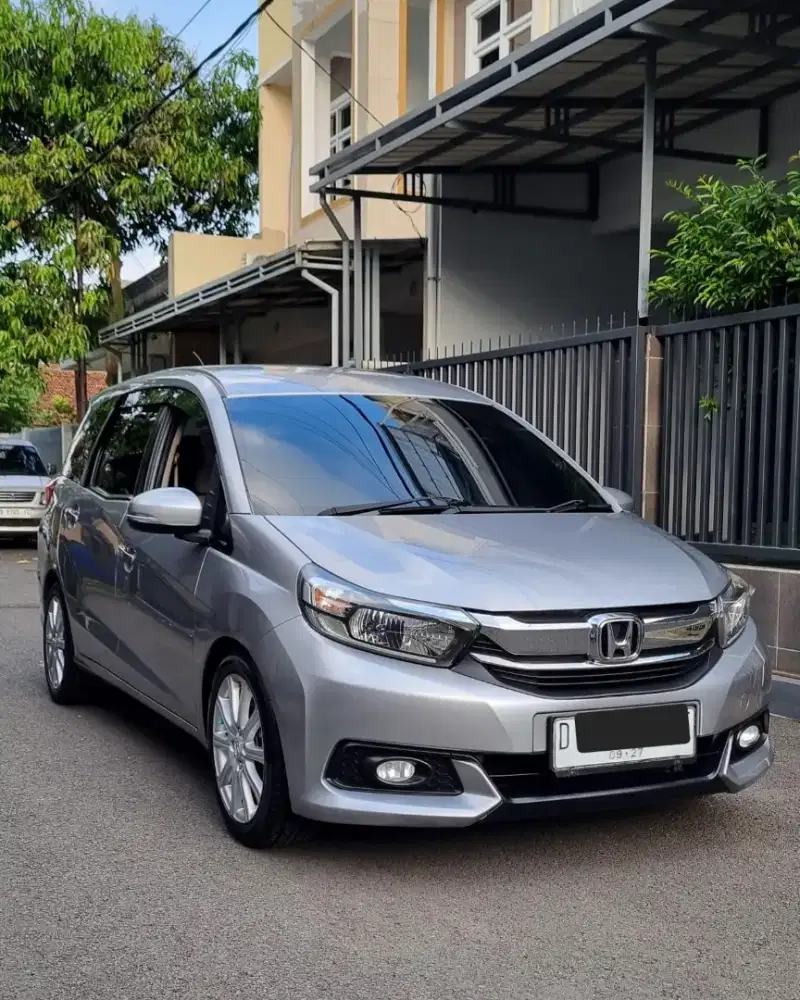 Mobilio type E matic 2017 facelif mulus km 82 ribu